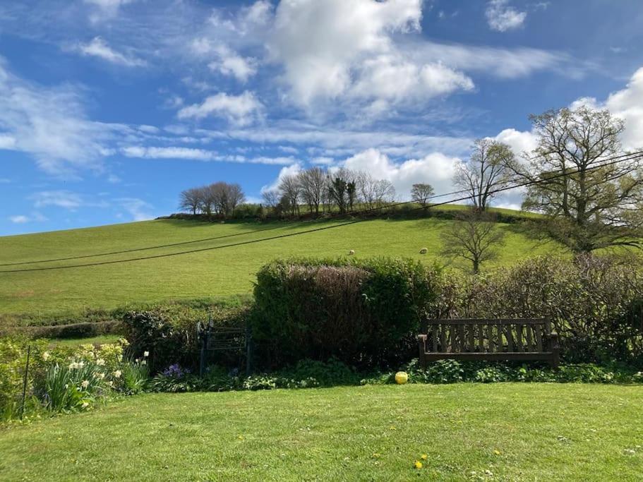 Charming Countryside Cottage Ground Floor Apartment In Combeinteignhead Devon Bishopsteignton ภายนอก รูปภาพ