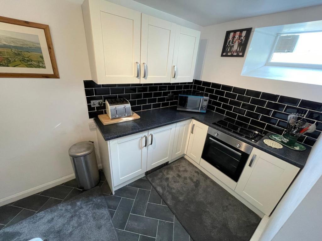 Charming Countryside Cottage Ground Floor Apartment In Combeinteignhead Devon Bishopsteignton ภายนอก รูปภาพ